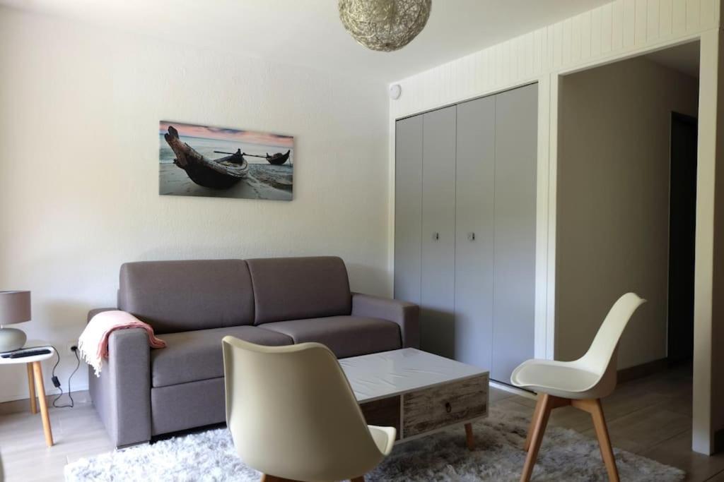 Petit Paradis Classe 3 Etoiles A 200M De La Plage! Terrasse-Wifi-Parking-Clim Saint-Mandrier-sur-Mer Exterior foto